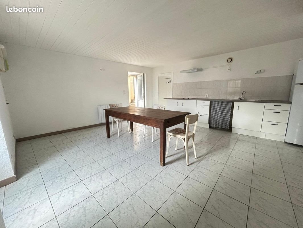 Maison à louer, 47m², Airvault