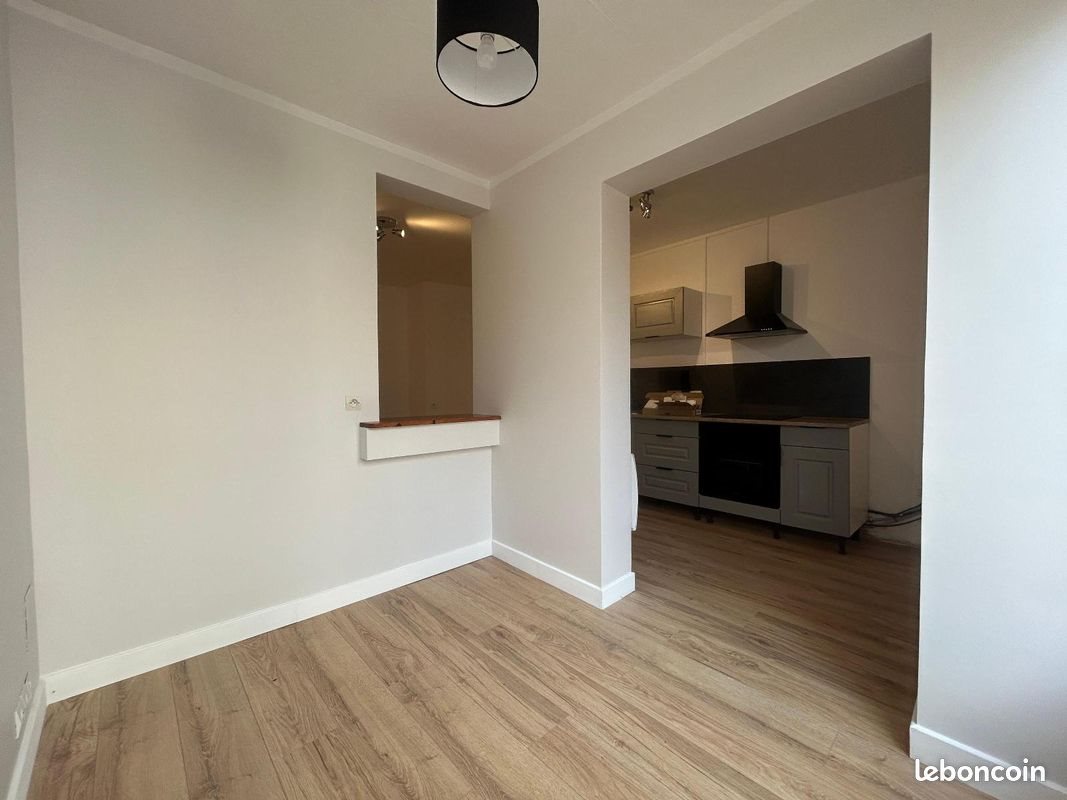 Appartement à louer, 27m², Thouars