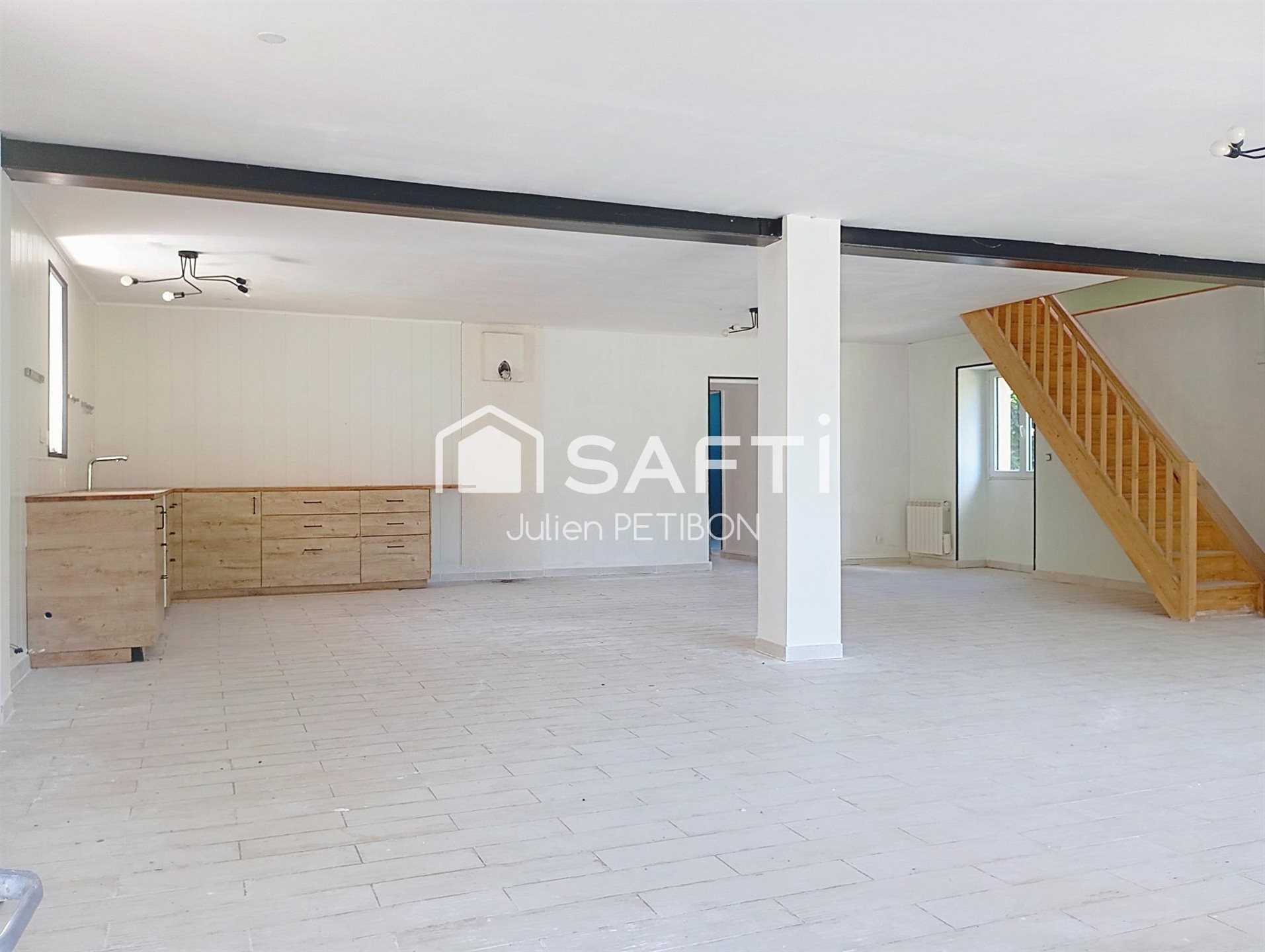 Maison à vendre, 161m², Rougnac