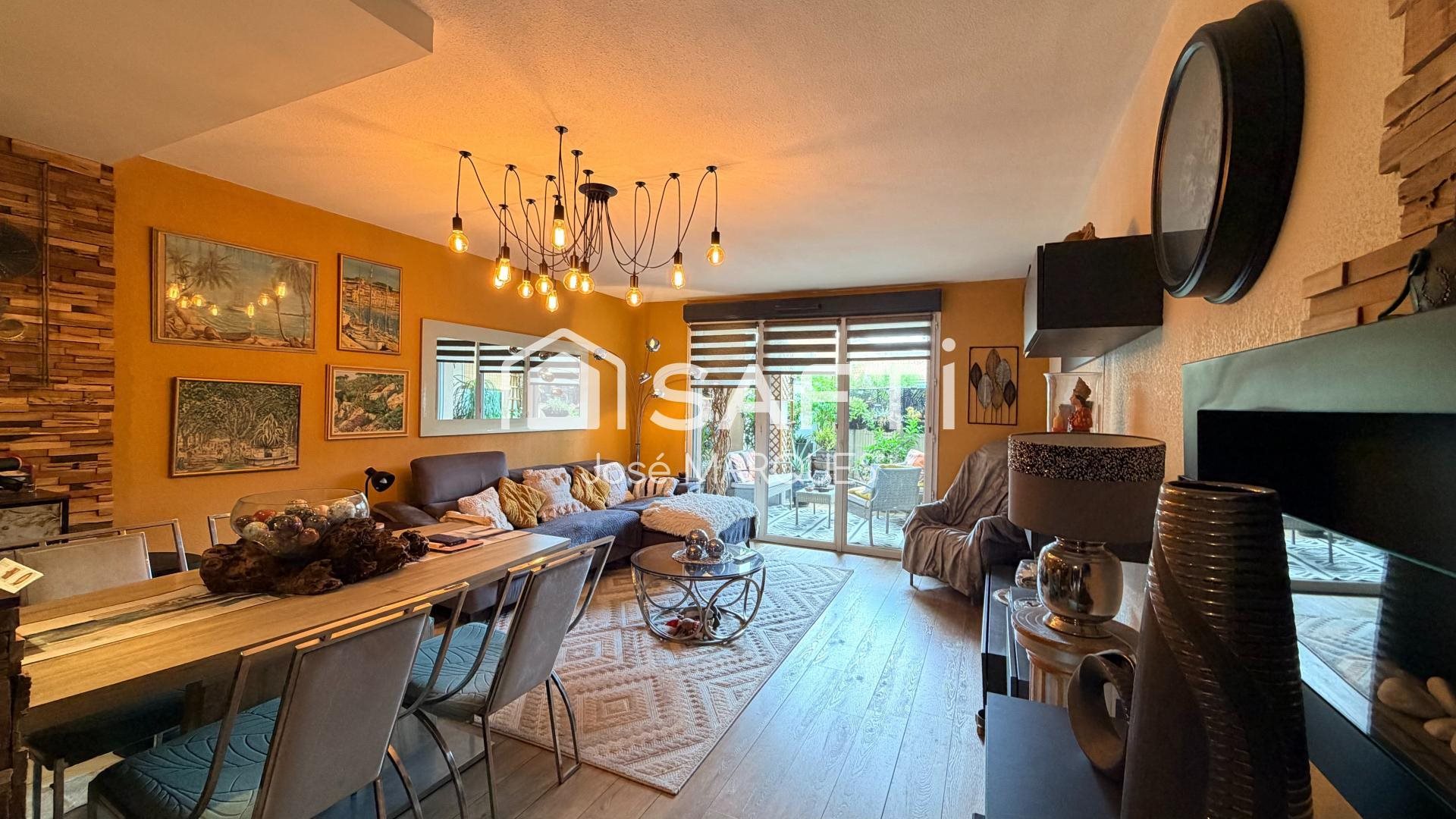 Appartement à vendre, 64m², Cogolin