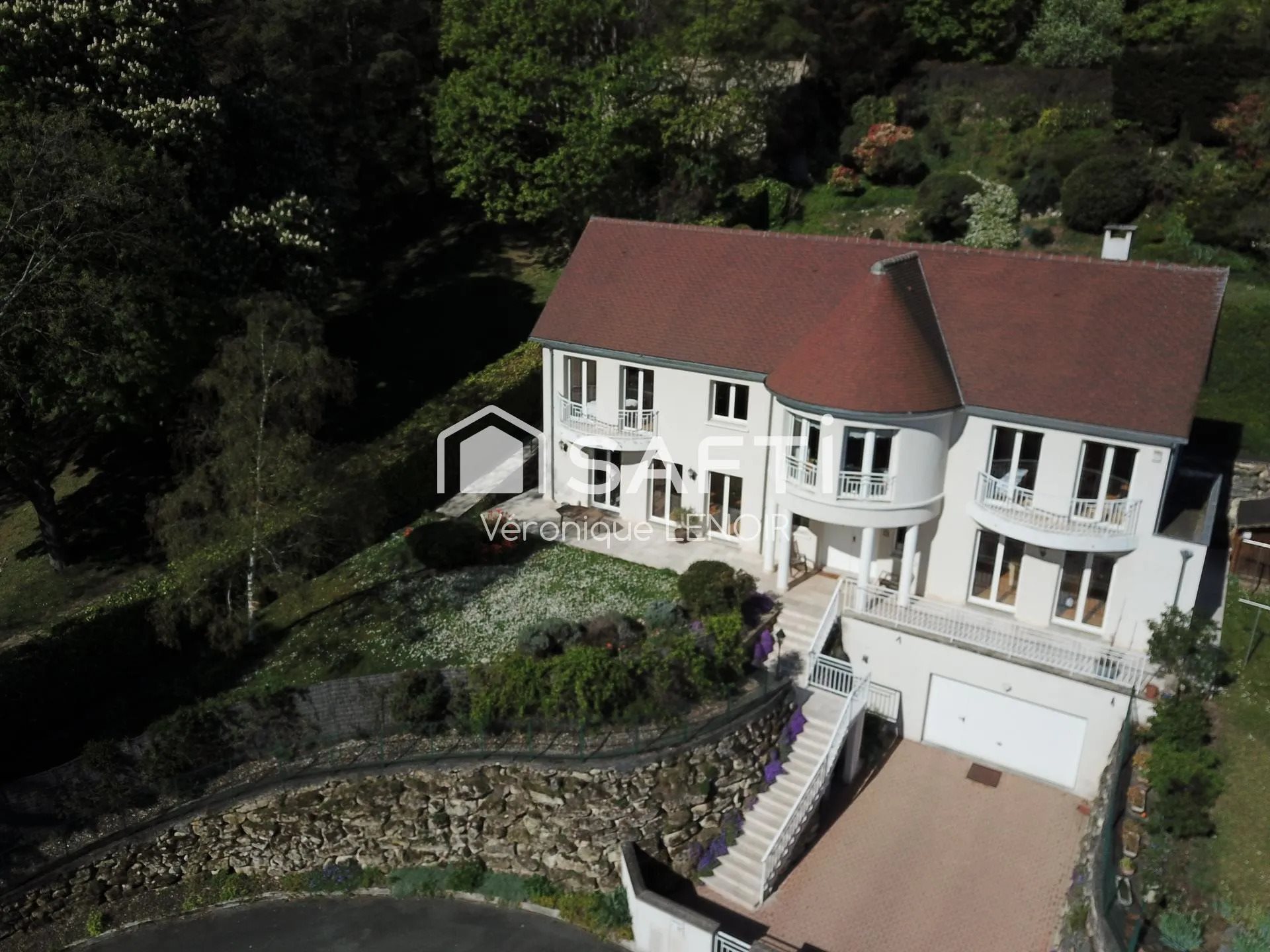 Maison à vendre, 238m², Le Mesnil-le-Roi