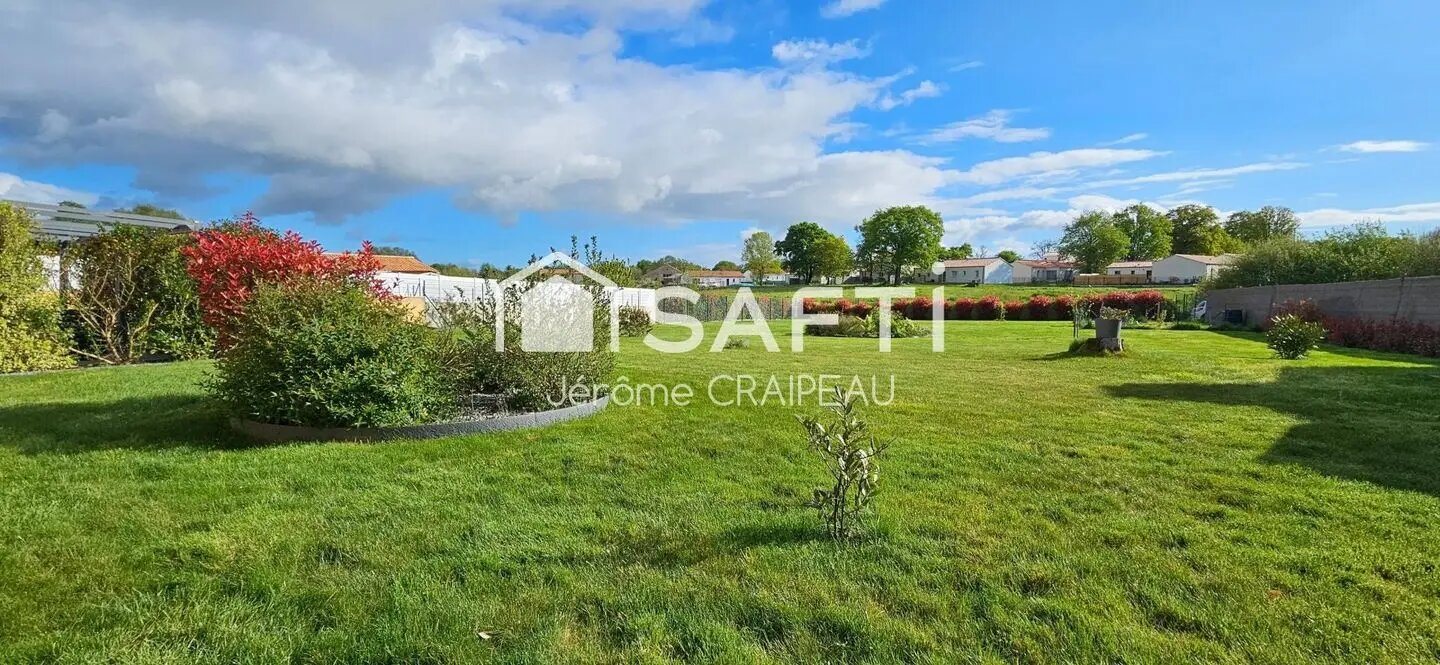 Maison à vendre, 130m², Saint-Avaugourd-des-Landes