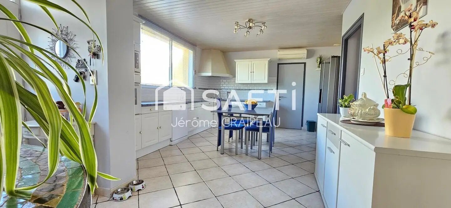 Maison à vendre, 130m², Saint-Avaugourd-des-Landes