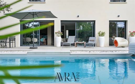 Advert pic 0