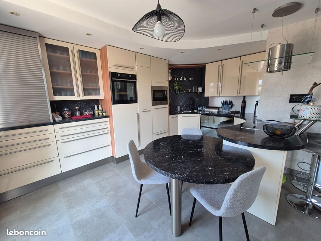Maison à vendre, 103m², Presles