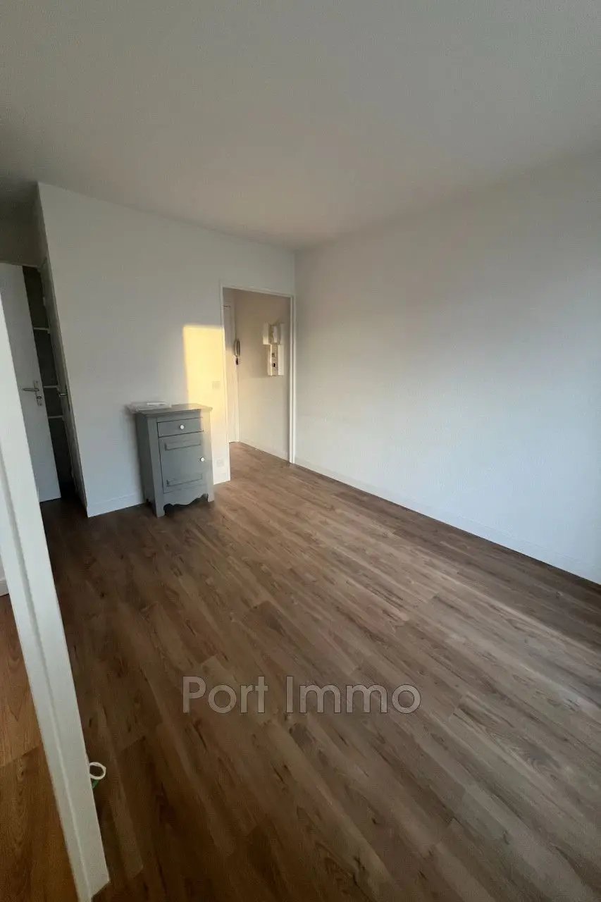 Appartement à louer, 37m², Cagnes-sur-Mer