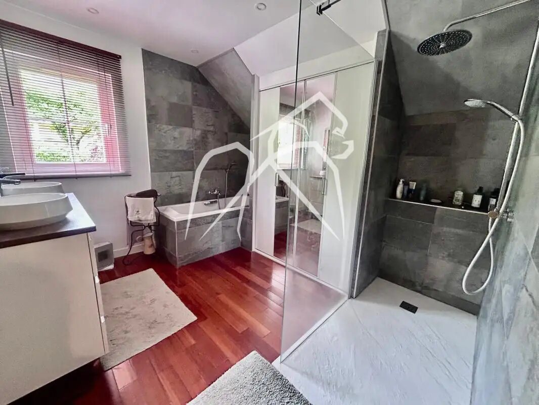 Maison à vendre, 169m², Notre-Dame-de-Bondeville