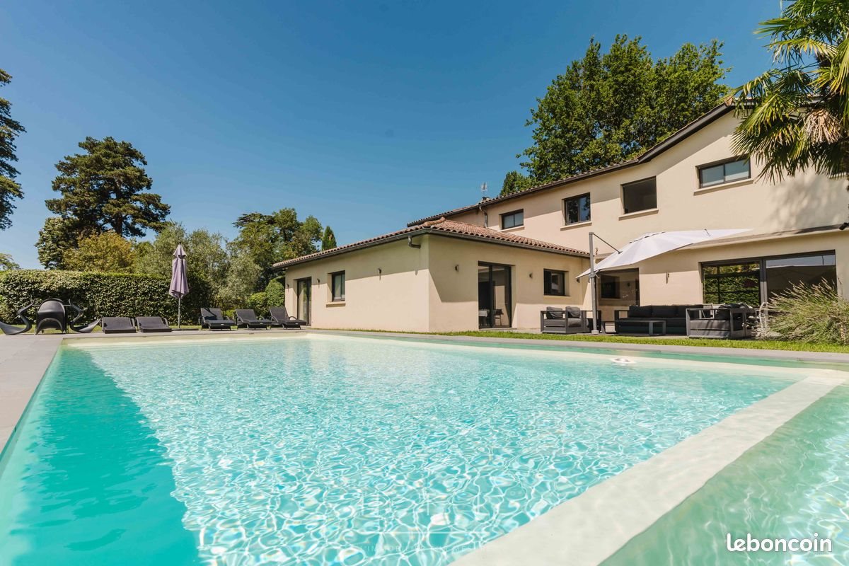 Maison à vendre, 420m², Ecully