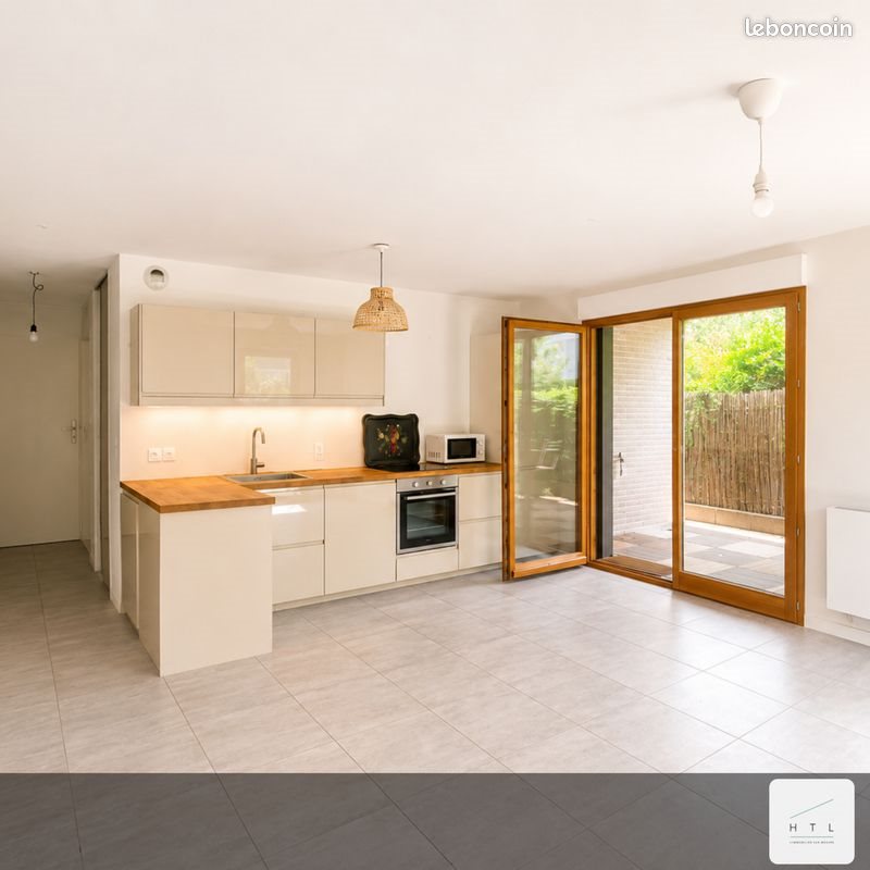 Appartement à vendre, 75m², Sathonay-Camp