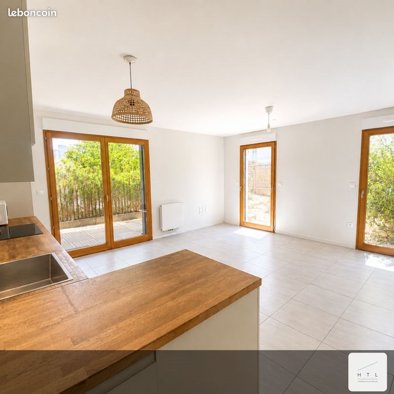 Appartement à vendre, 75m², Sathonay-Camp