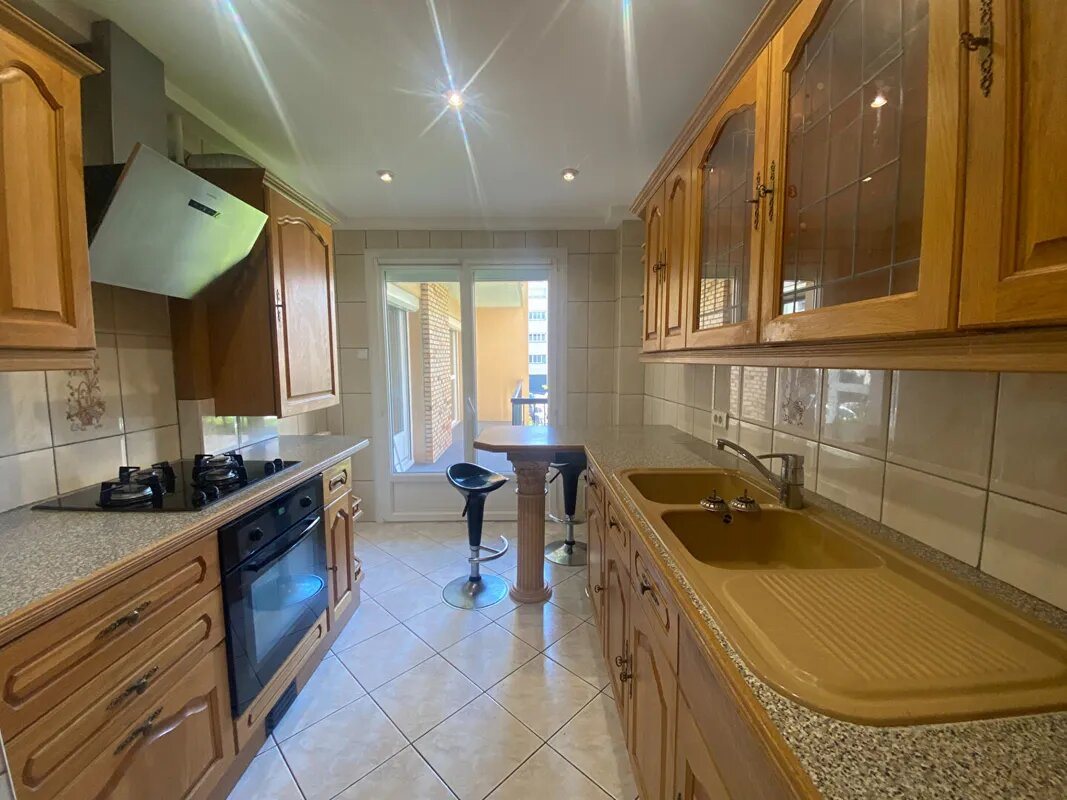 Appartement à louer, 68m², Maurepas