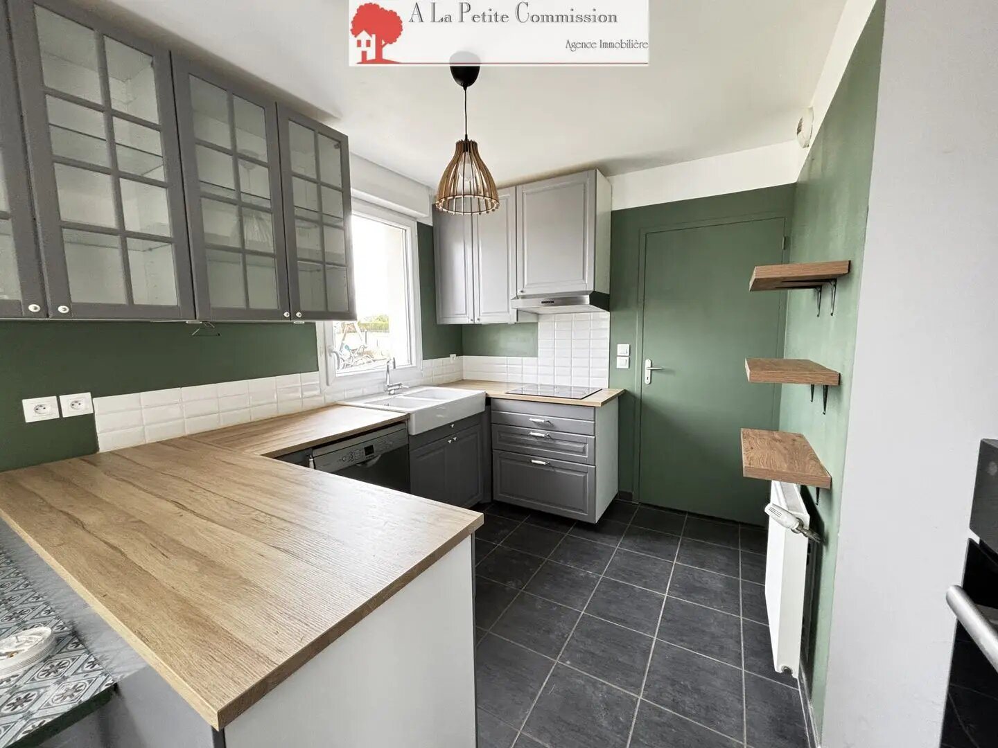 Maison à vendre, 101m², Sours
