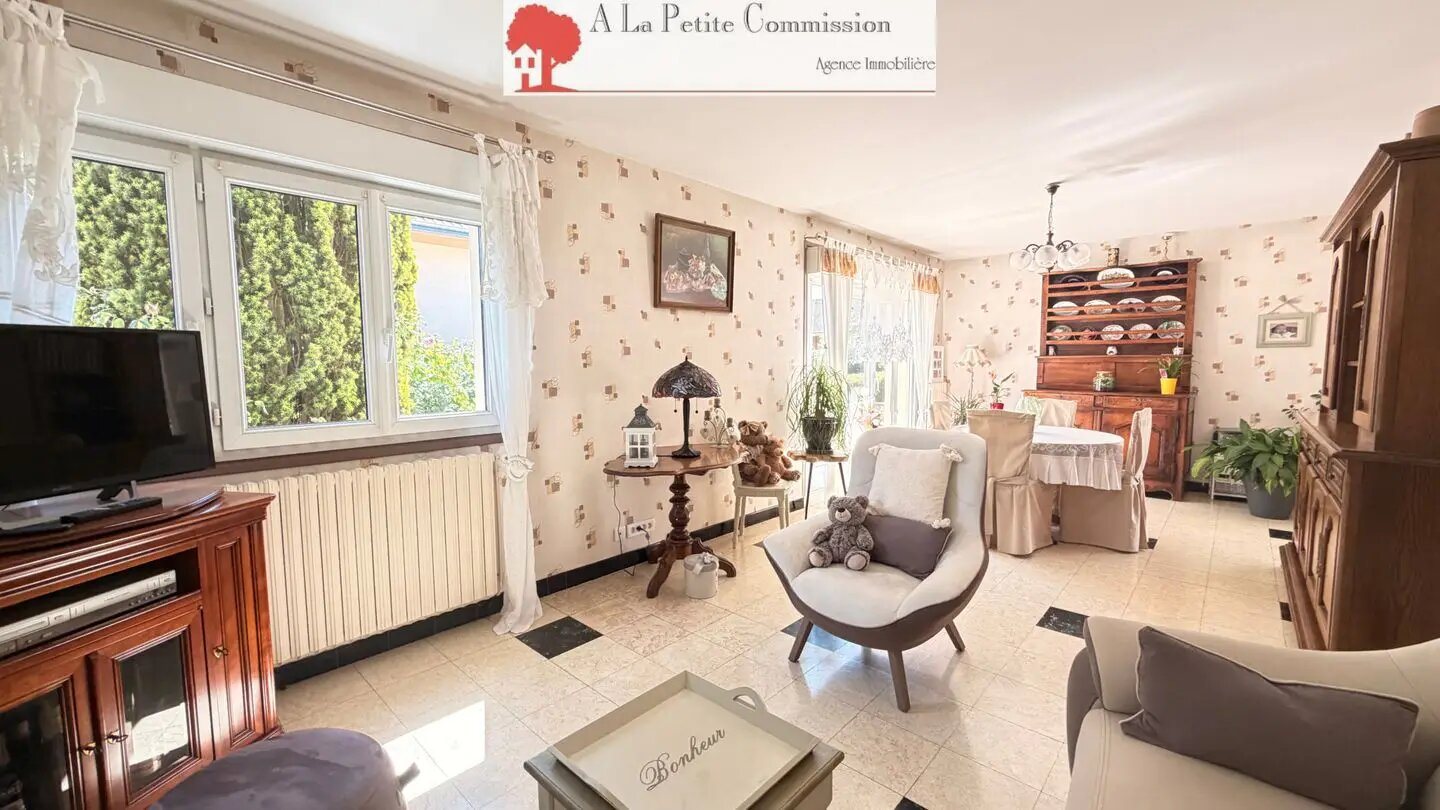 Maison à vendre, 124m², Barjouville