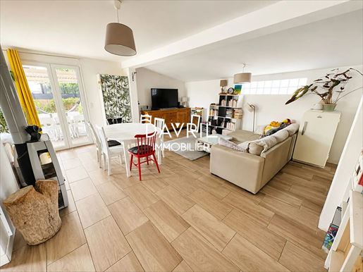 Advert pic 0