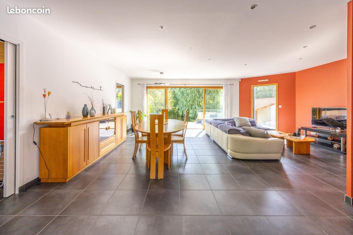 Maison à vendre, 135m², Sainte-Pazanne