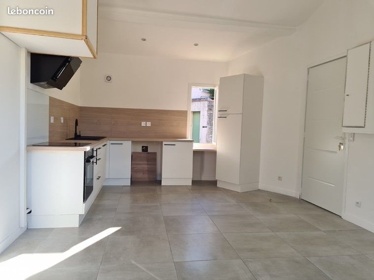 Maison à louer, 31m², Saint-Estève