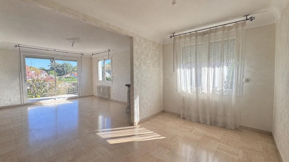 Maison à vendre, 96m², Oeyreluy