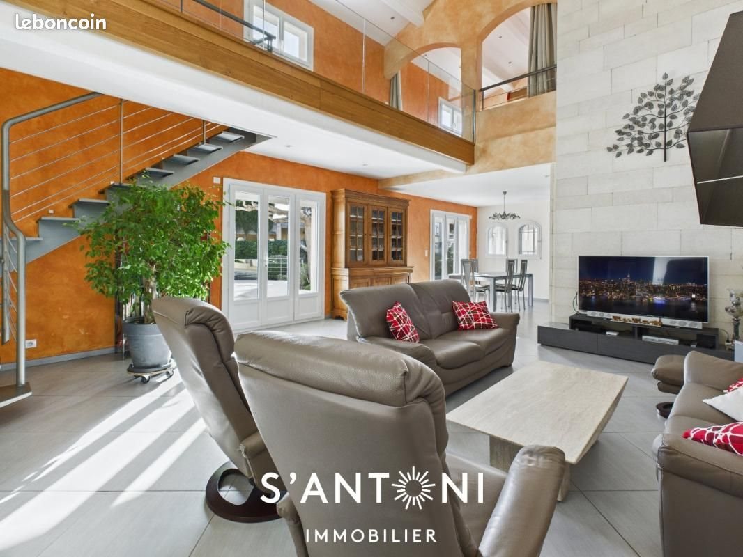 Maison à vendre, 202m², Poussan
