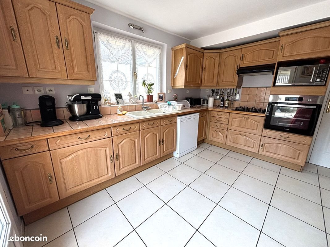 Maison à vendre, 121m², Noailles