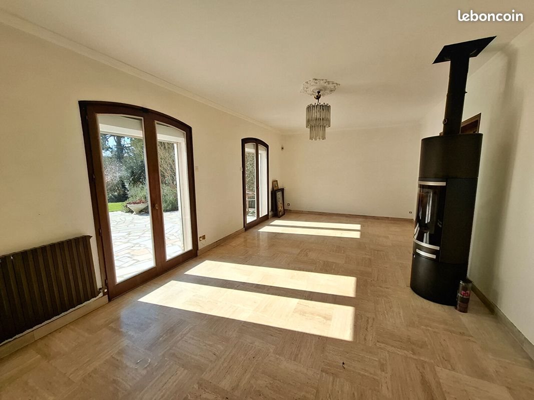 Maison à vendre, 237m², Noailles