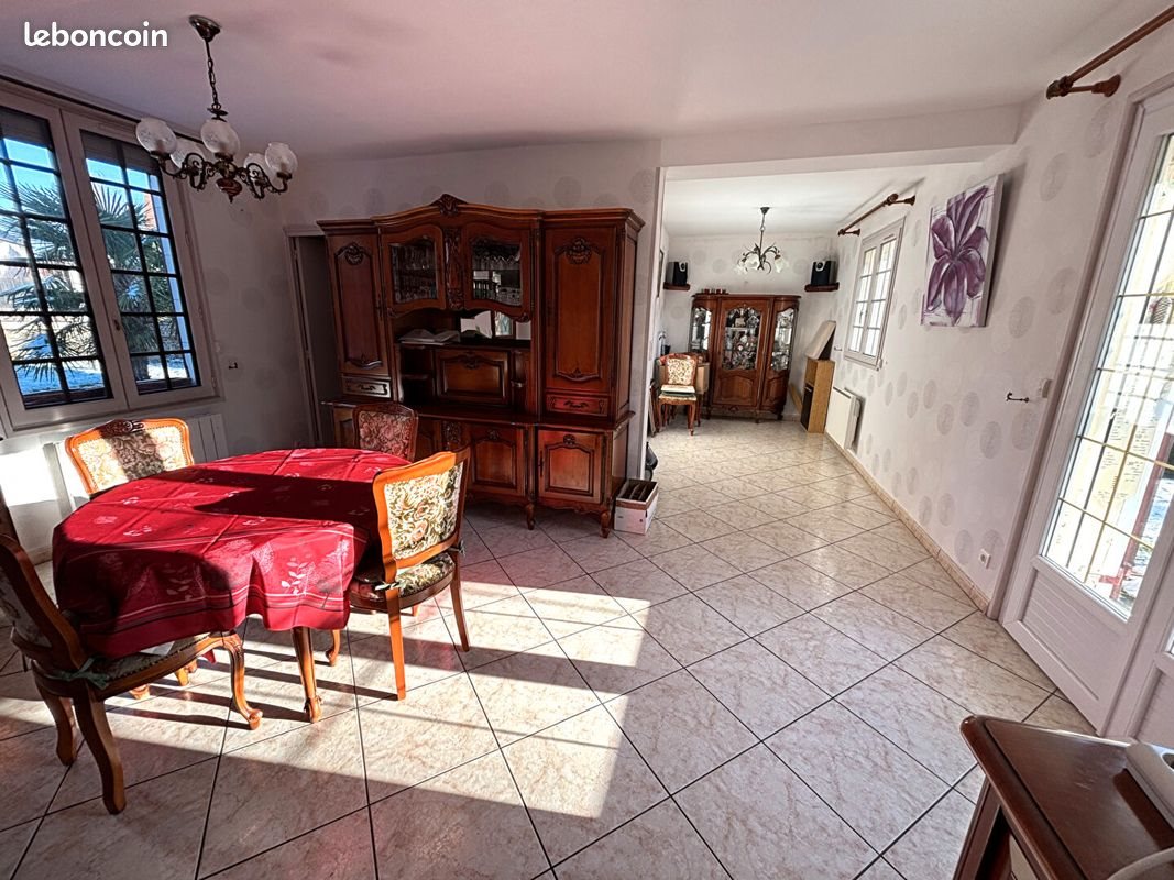 Maison à vendre, 148m², Sainte-Geneviève