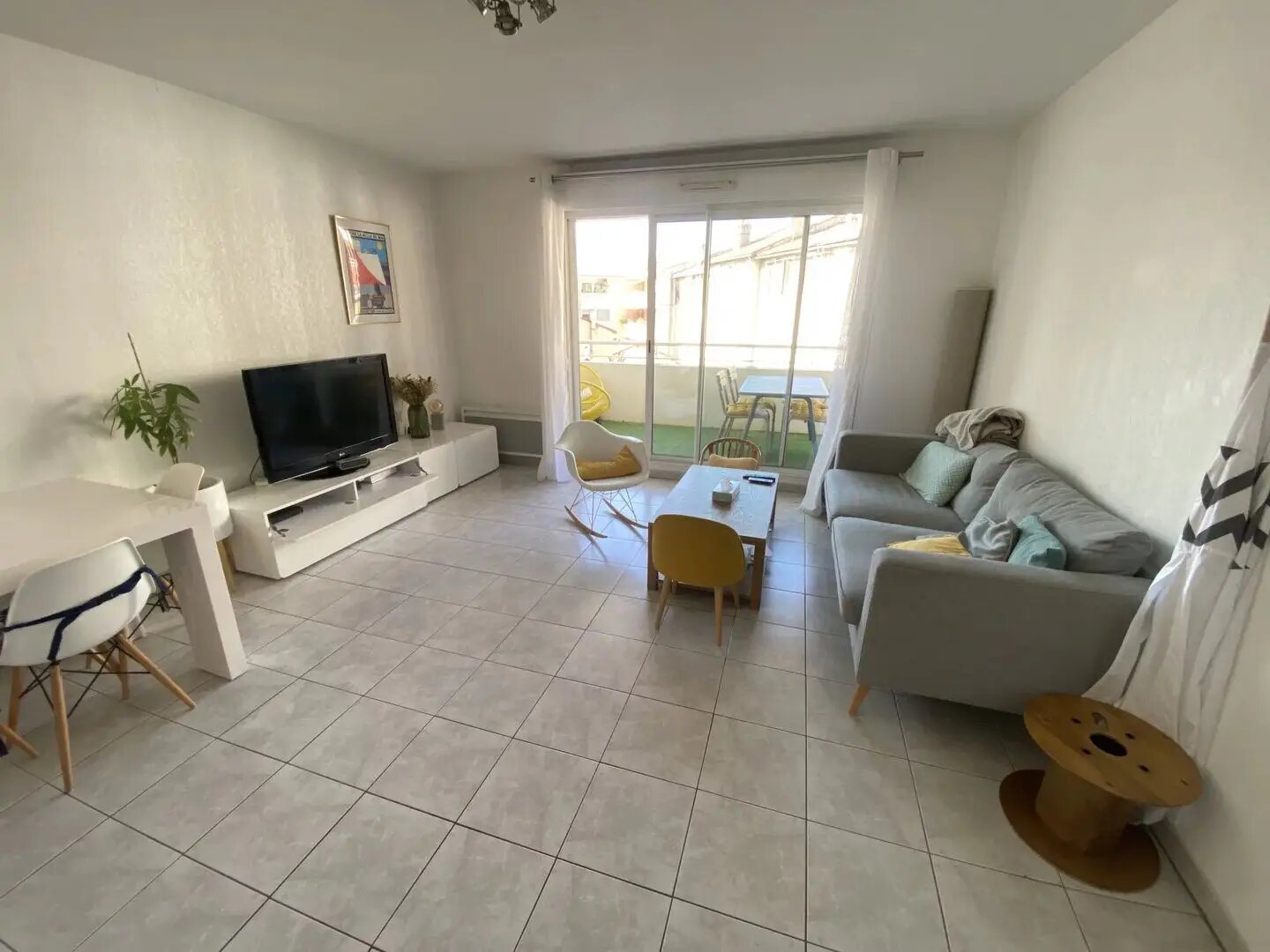 Appartement à louer, 74m², Marseille 8ème