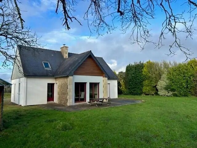 Maison à vendre, 142m², Plouyé
