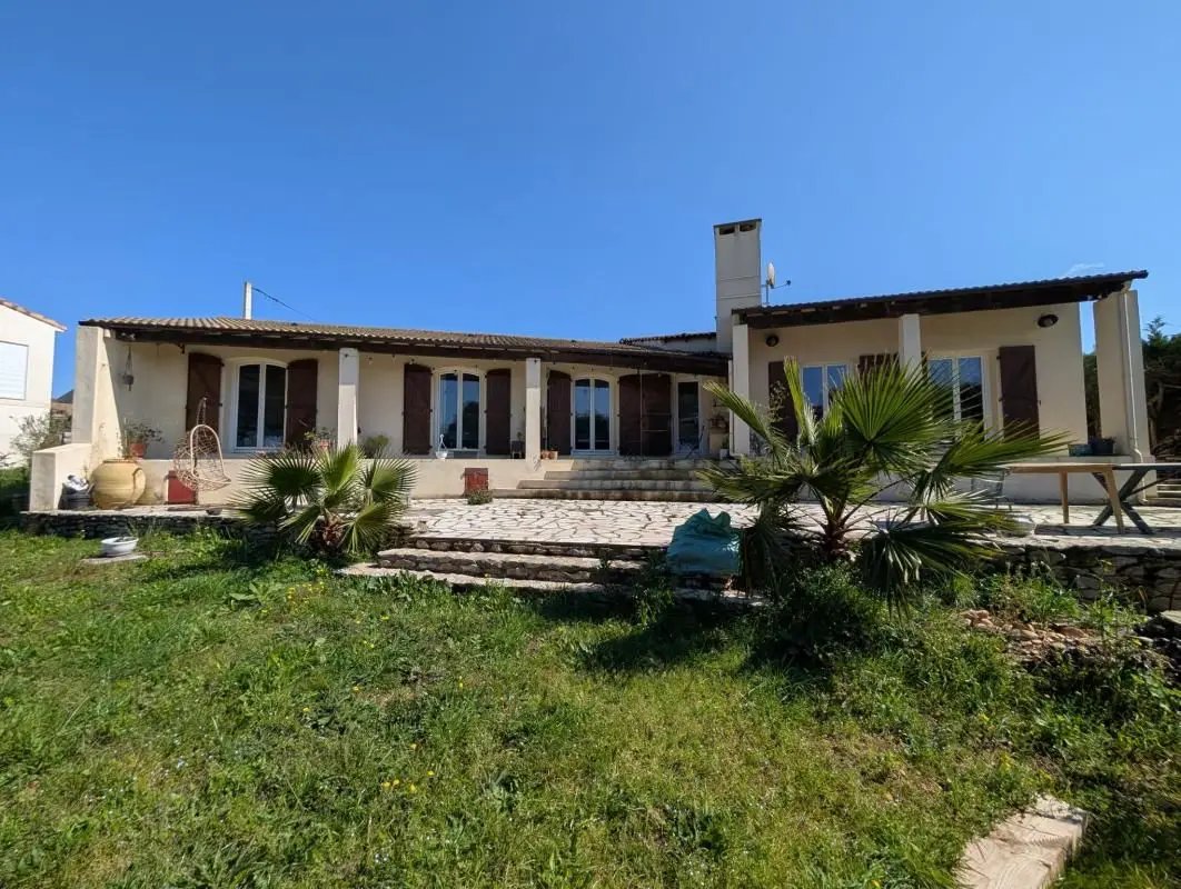 Maison à vendre, 145m², Montfrin