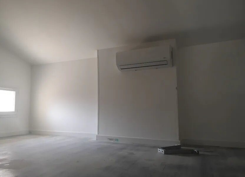 Appartement à louer, 53m², Meynes