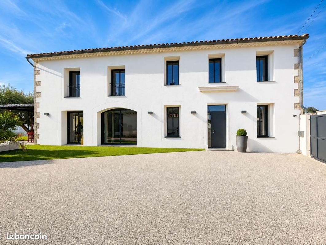 Maison à vendre, 200m², Rodilhan