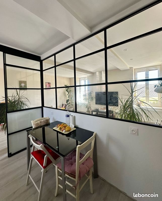 Appartement à vendre, 106m², Chazelles-sur-Lyon