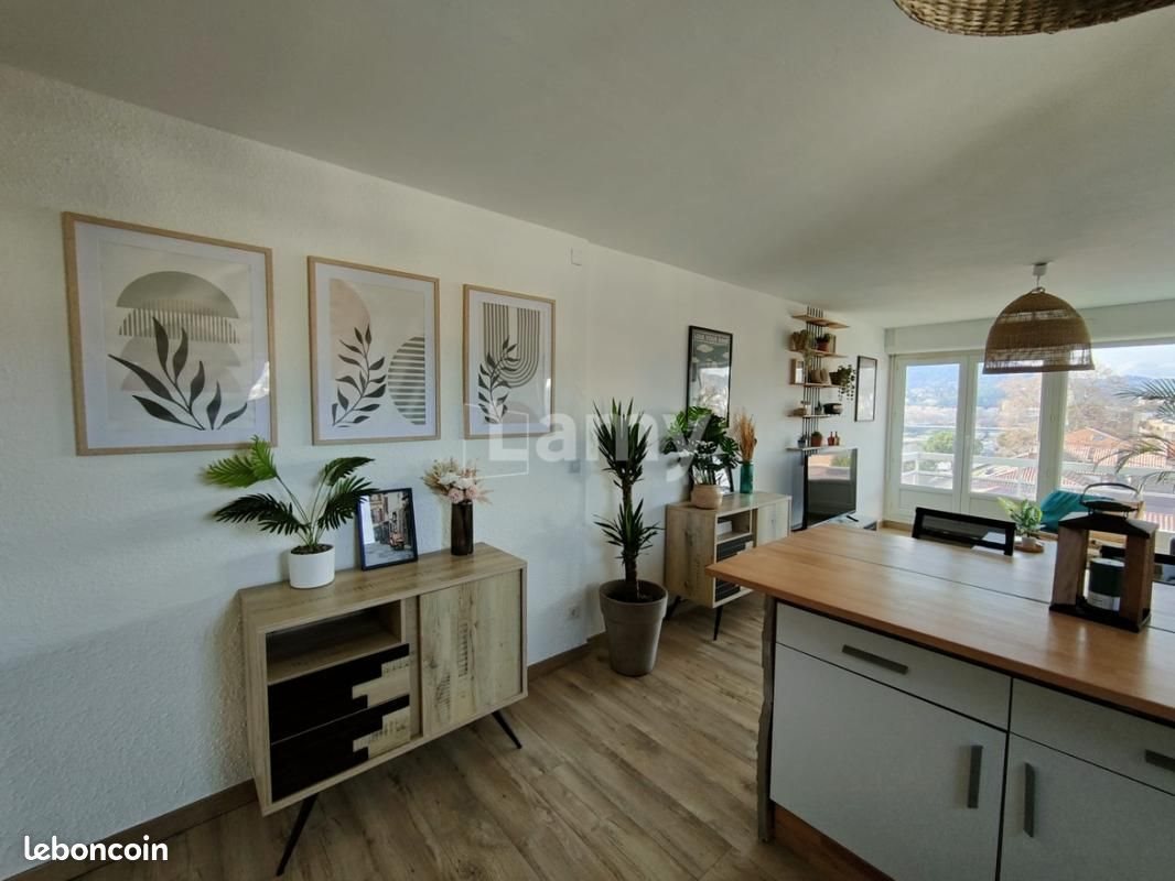 Appartement à louer, 41m², Alès