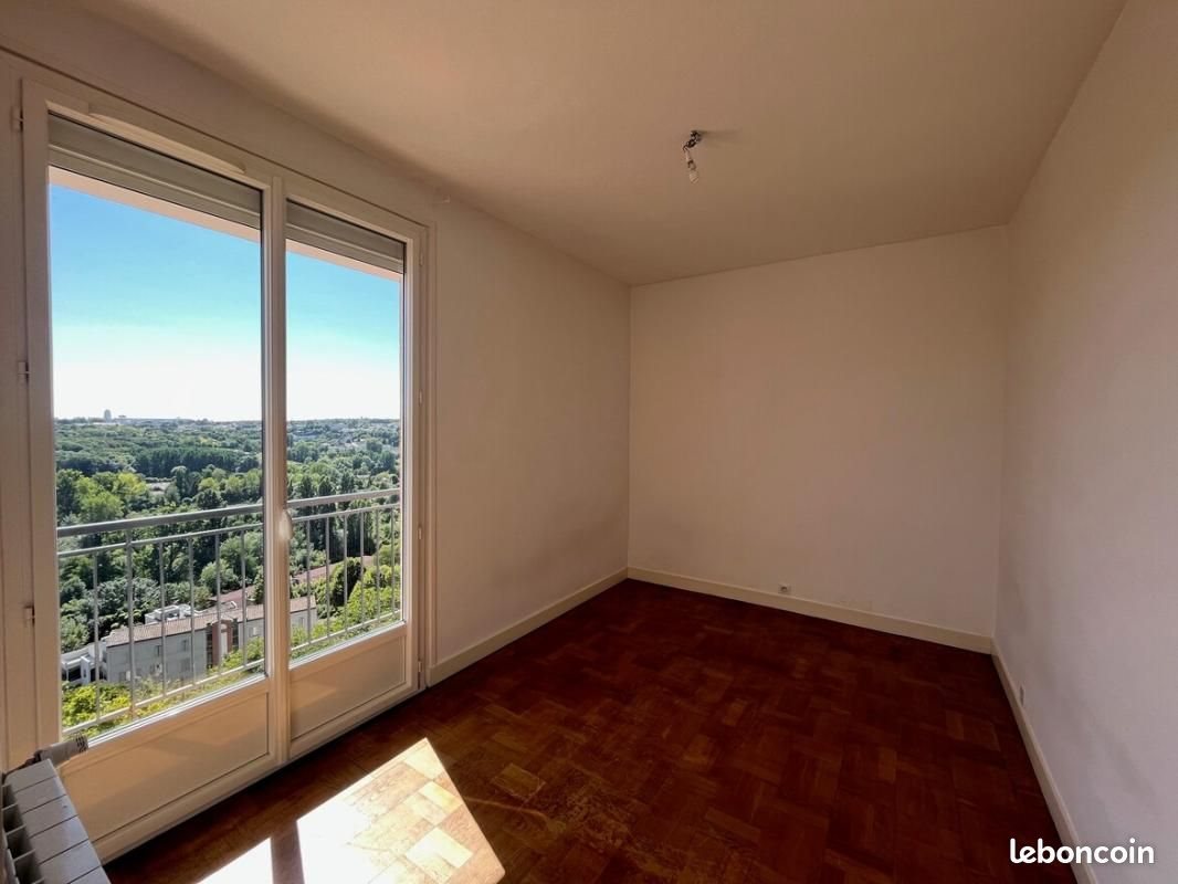 Appartement à louer, 88m², Angoulême