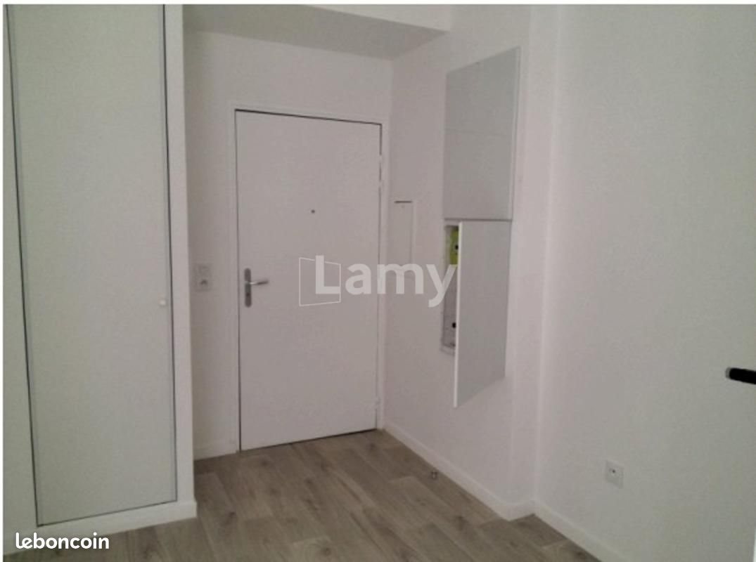 Appartement à louer, 25m², Combs-la-Ville