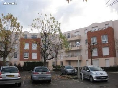 Appartement à louer, 25m², Elancourt