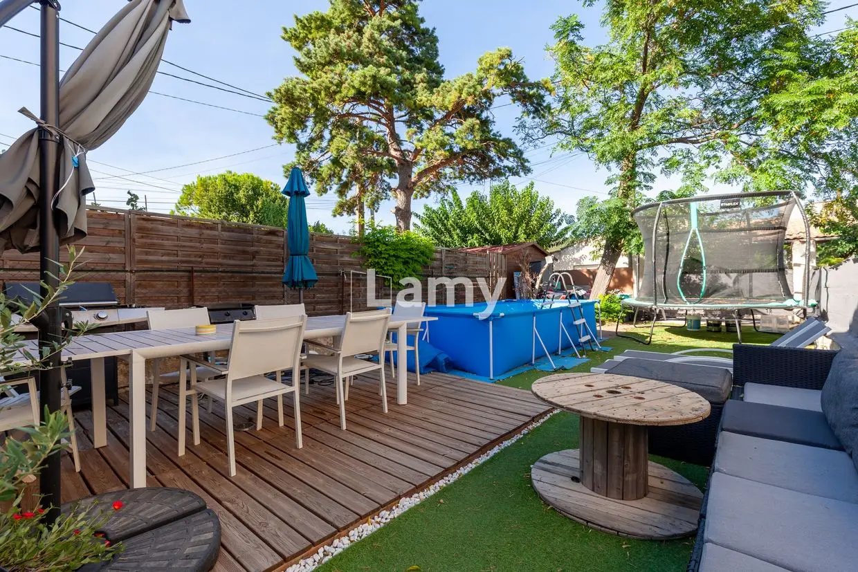 Appartement à vendre, 75m², Eyguières