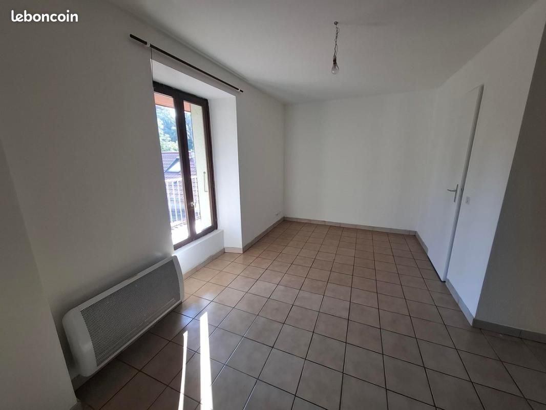 Appartement à louer, 28m², Cran-Gevrier