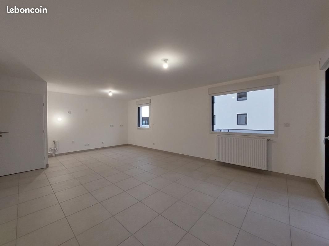 Appartement à louer, 65m², Evian-les-Bains