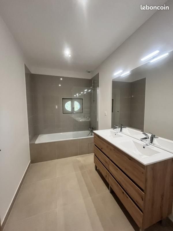 Appartement à louer, 68m², Albigny-sur-Saône