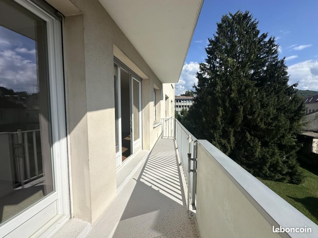 Appartement à louer, 51m², Lons-le-Saunier
