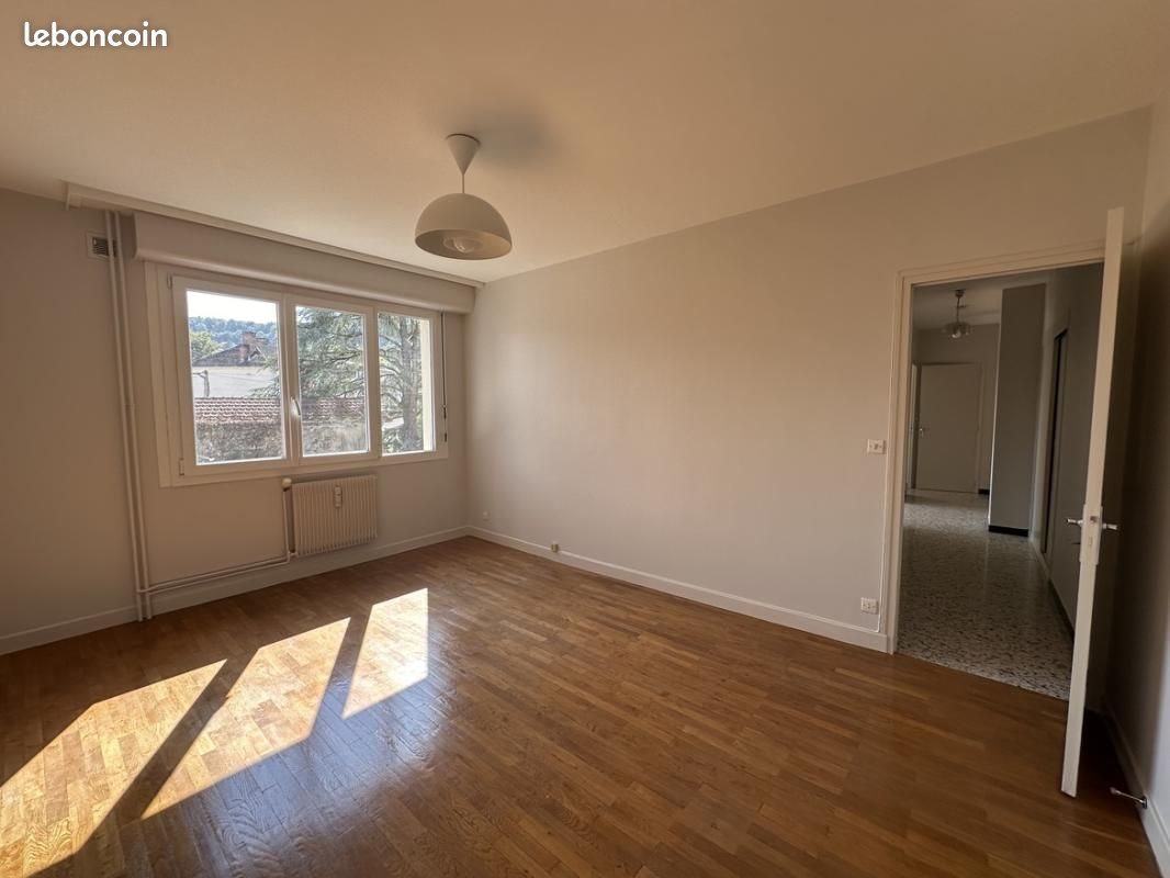 Appartement à louer, 51m², Lons-le-Saunier