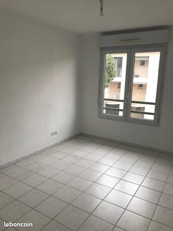 Appartement à louer, 69m², Fréjus