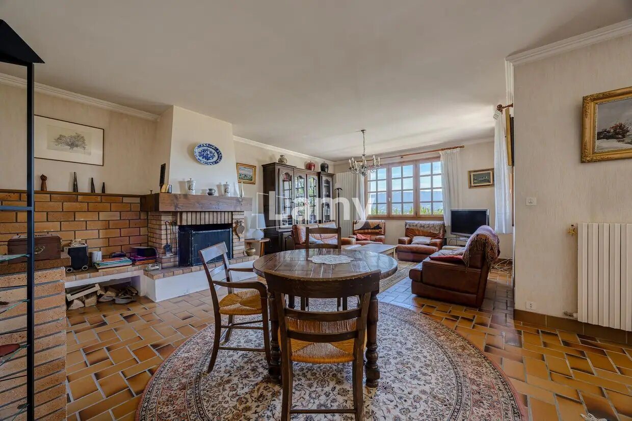 Maison à vendre, 190m², Rumilly