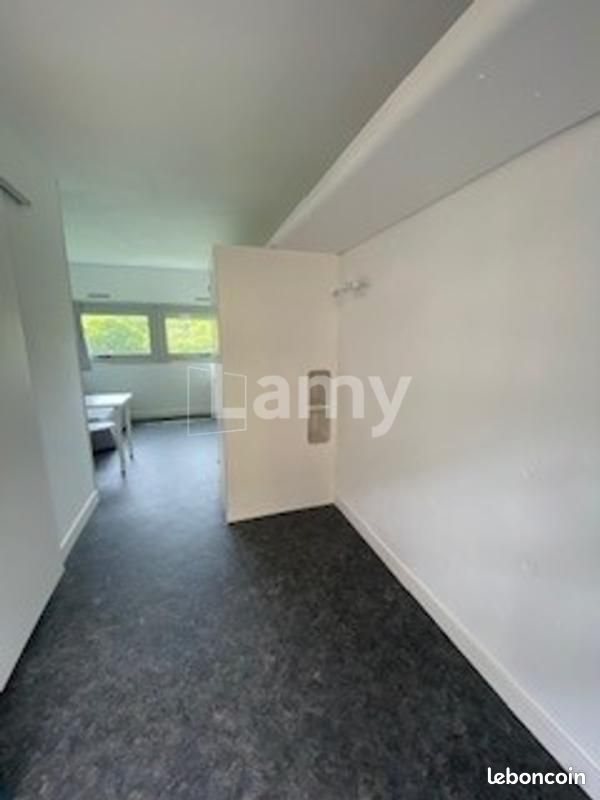 Appartement à louer, 18m², Talence