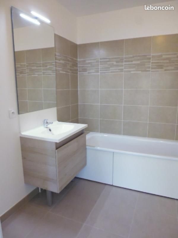 Appartement à louer, 61m², Evry