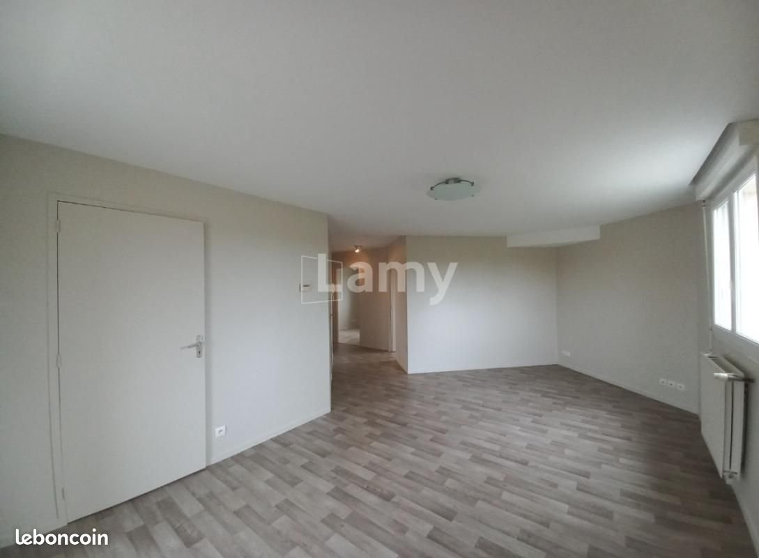 Appartement à louer, 66m², Tinqueux