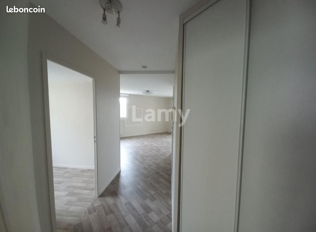 Appartement à louer, 66m², Tinqueux