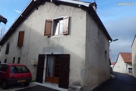 Appartement à louer, 54m², Orgelet