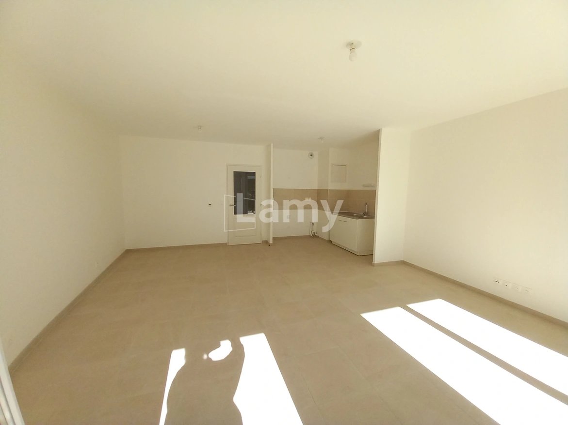 Appartement à louer, 73m², Marseille 15ème