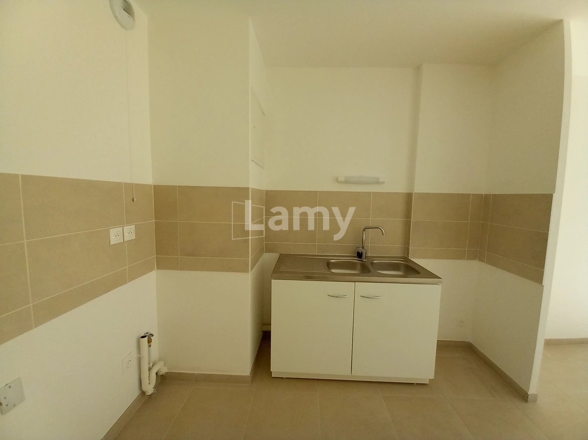 Appartement à louer, 73m², Marseille 15ème